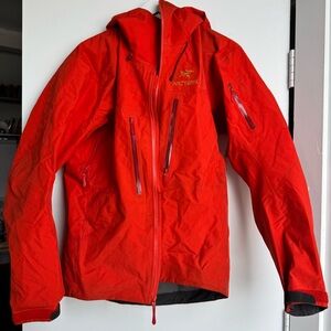 Arc'teryx SV Alpha Red Mens Small